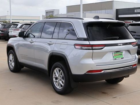 New 2026 Jeep Grand Cherokee Laredo X RWD image 4