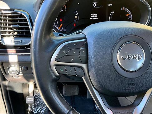 Used 2021 Jeep Grand Cherokee Overland image 19