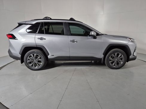 New 2025 Toyota RAV4 Limited image 6