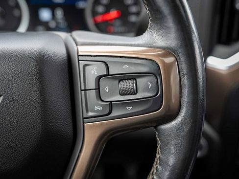 Used 2022 Chevrolet Silverado 2500 High Country w/ Technology Package image 31