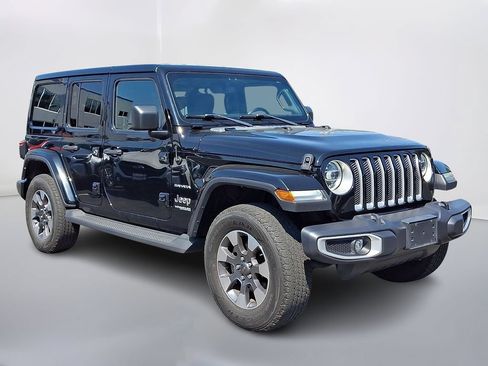 Used 2022 Jeep Wrangler Unlimited Sahara w/ Dual Top Group AWD/4WD image 1