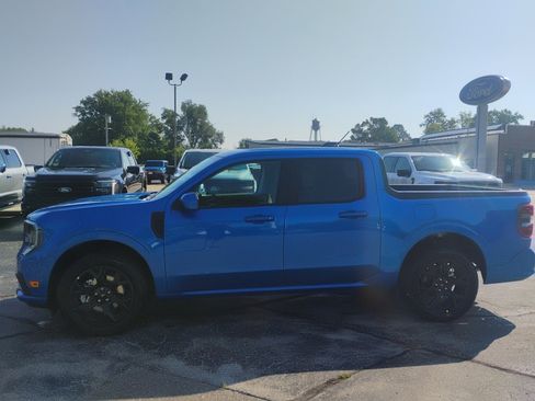 New 2025 Ford Maverick Lobo image 2