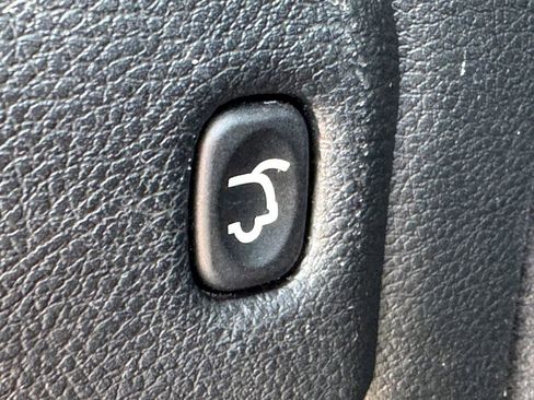 Used 2020 Dodge Durango R/T w/ Blacktop Package AWD/4WD image 34