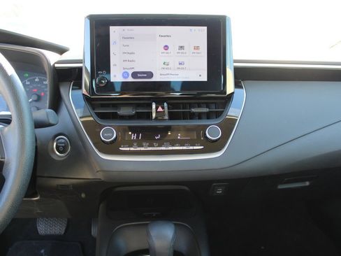 Used 2025 Toyota Corolla Hybrid Sedan image 17