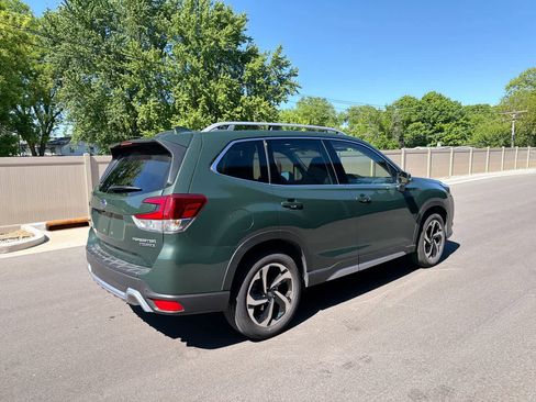 Used 2023 Subaru Forester Touring AWD/4WD image 13