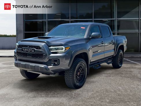 Used 2022 Toyota Tacoma TRD Pro AWD/4WD image 9