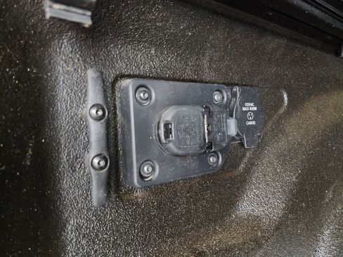 Used 2021 RAM 2500 Laramie w/ Night Edition image 34