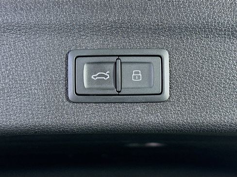 Used 2024 Audi Q3 2.0T Premium AWD/4WD image 27