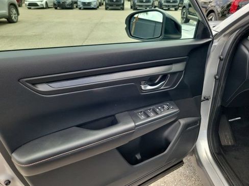 Used 2024 Honda CR-V Sport image 21
