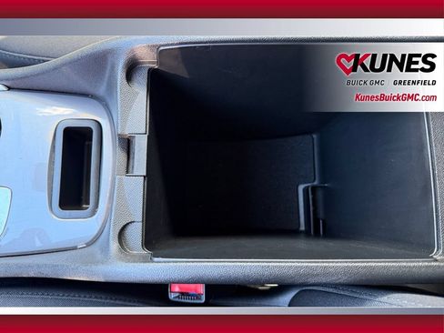 Used 2025 Chevrolet Malibu LT FWD image 17