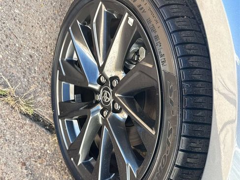 Used 2025 Toyota Corolla SE image 6