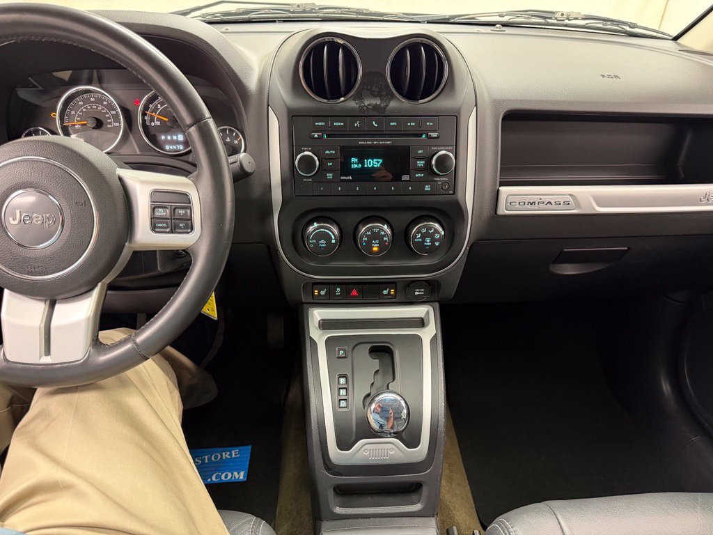 Used 2016 Jeep Compass High Altitude FWD image 25