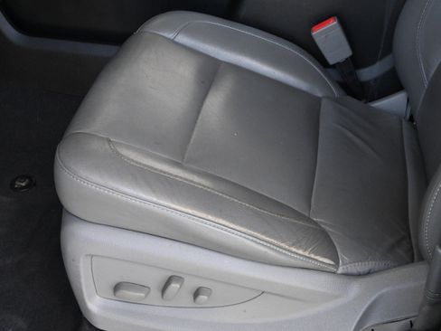 Used 2019 Chevrolet Tahoe LT RWD image 27