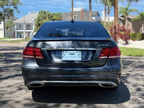 Used 2014 Mercedes-Benz E 250 BlueTEC Sedan w/ Premium 1 Package image 4