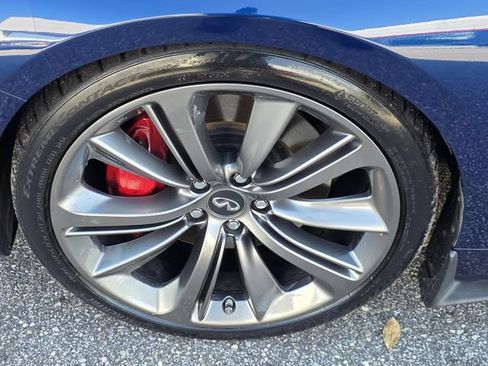 Used 2018 INFINITI Q60 Red Sport 400 w/ Pro Active Package RWD image 34