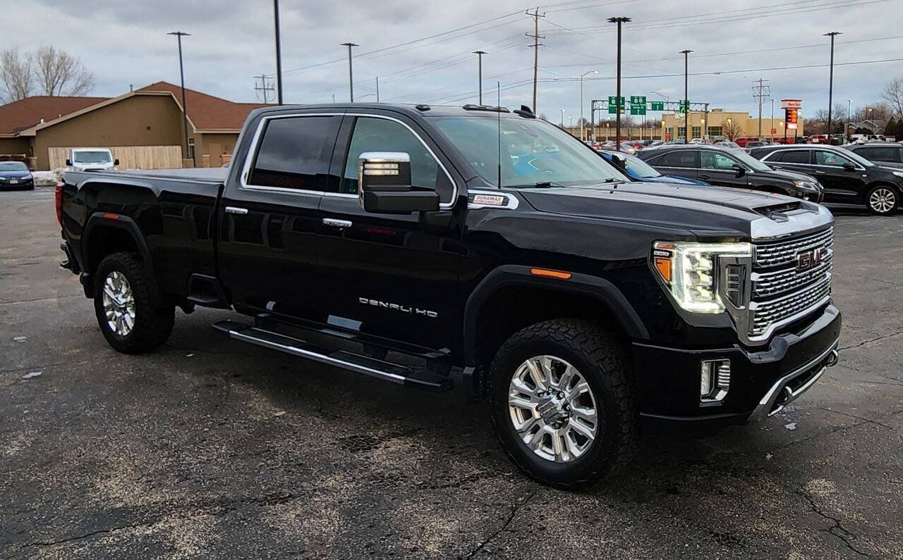 Used 2022 GMC Sierra 2500 Denali AWD/4WD image 8