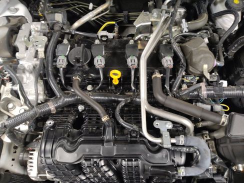 Used 2024 Nissan Altima 2.5 SV image 30