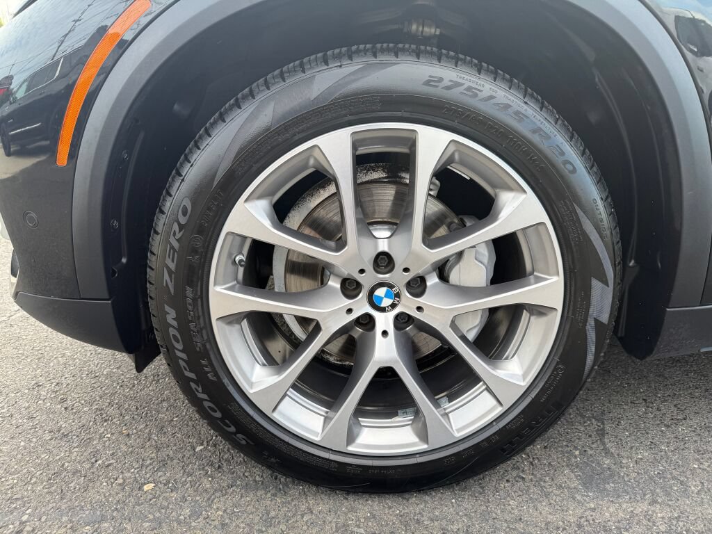 Used 2022 BMW X5 xDrive40i AWD/4WD image 39