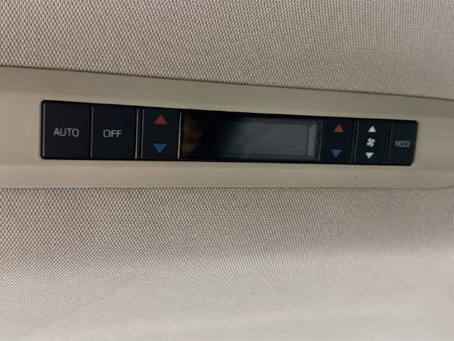 Certified 2021 Toyota Sienna XLE FWD image 27