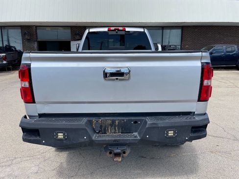 Used 2019 GMC Sierra 3500 Denali w/ Duramax Plus Package image 4