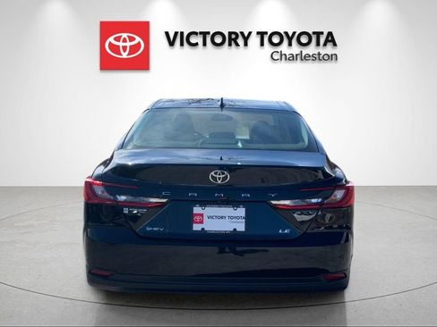 Used 2025 Toyota Camry LE w/ Convenience Package image 4