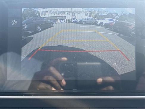 Certified 2026 Hyundai Venue SEL FWD image 27
