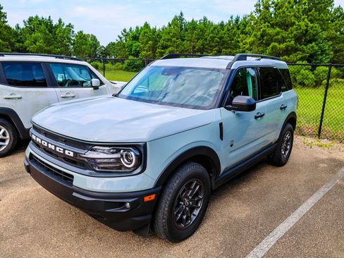 Used 2023 Ford Bronco Sport Big Bend w/ Convenience Package AWD/4WD image 2