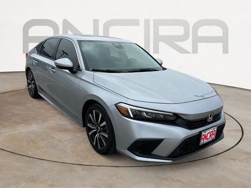 Used 2023 Honda Civic EX image 4