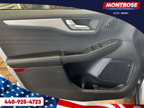 Used 2024 Ford Escape Platinum AWD/4WD image 9