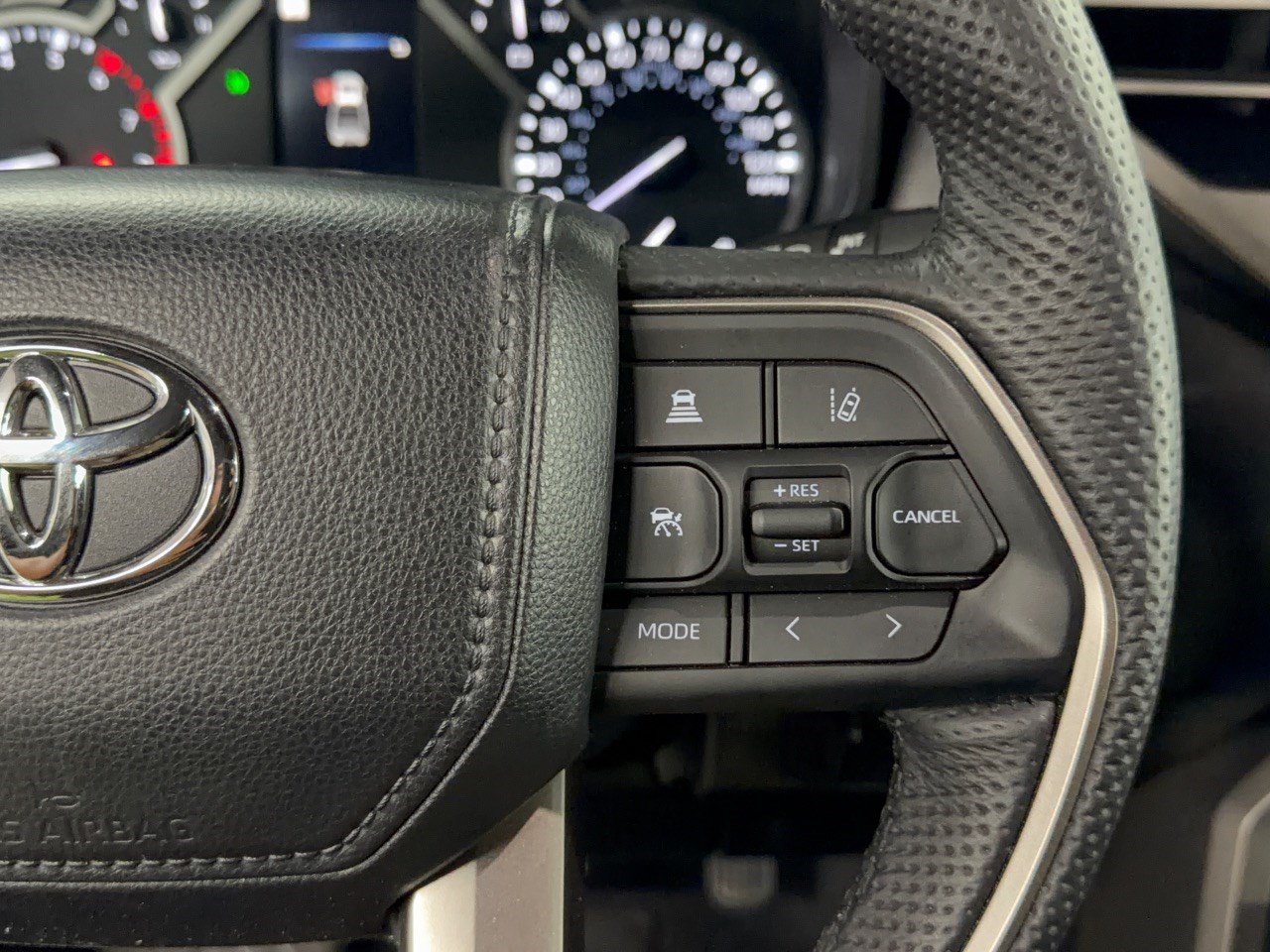 Used 2026 Toyota Tundra SR5 w/ SR5 Premium Package AWD/4WD image 19