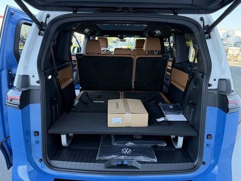 New 2025 Volkswagen ID. Buzz Pro S Plus image 26