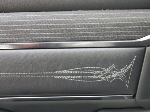 Used 2024 RAM 2500 Limited image 36