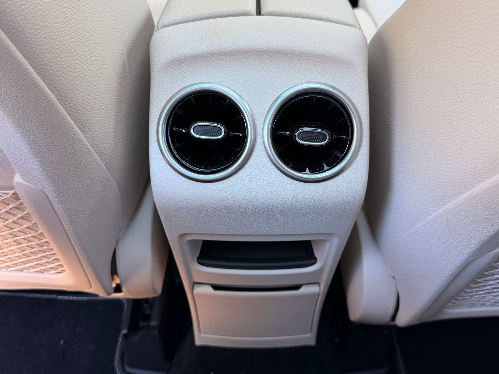 Certified 2023 Mercedes-Benz GLB 250 image 15