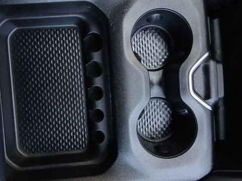 Used 2021 RAM 1500 Big Horn image 28