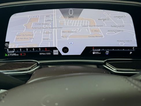 Certified 2022 Cadillac Escalade Premium Luxury Platinum w/ LPO, Radiant Package image 16