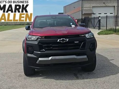 Used 2024 Chevrolet Colorado Trail Boss w/ Advanced Trailering Package AWD/4WD image 3