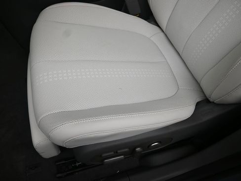 Used 2025 Hyundai Ioniq 5 Limited image 22