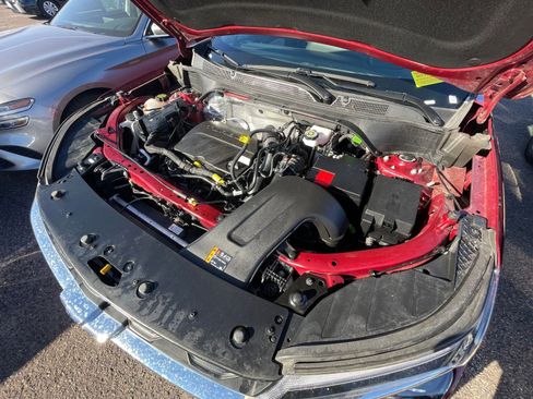 Used 2025 Chevrolet Trax LT image 31