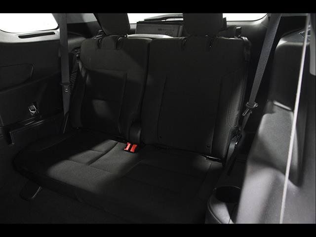 Used 2022 Ford Explorer XLT AWD/4WD image 19