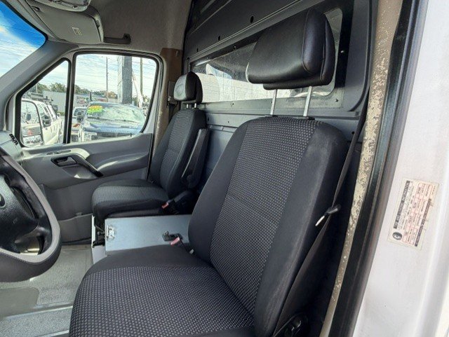 Used 2008 Dodge Sprinter 2500 RWD image 15