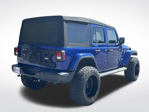 Used 2020 Jeep Wrangler Unlimited Sahara AWD/4WD image 7