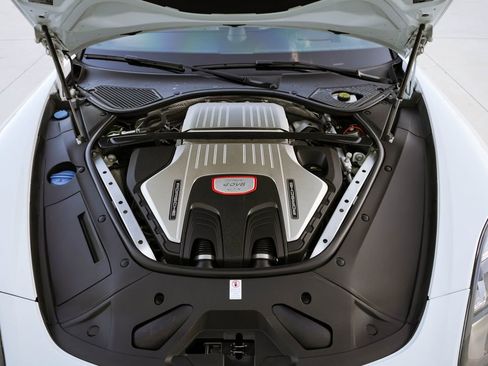 Used 2019 Porsche Panamera GTS w/ Premium Package Plus image 21