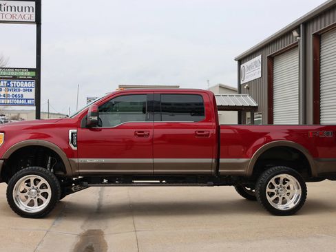Used 2017 Ford F250 King Ranch w/ FX4 Off-Road Package image 7