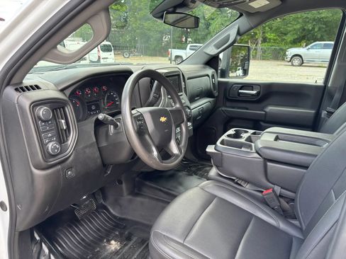 Used 2024 Chevrolet Silverado 3500 W/T AWD/4WD image 11