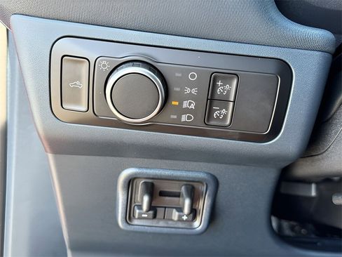 New 2025 Ford Maverick XLT w/ XLT Luxury Package image 31