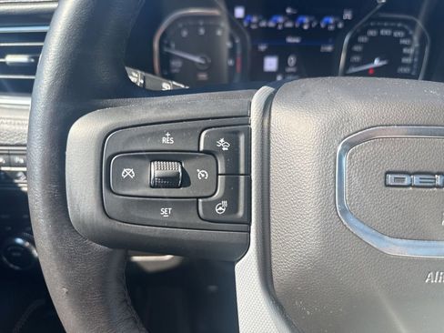 Used 2021 GMC Yukon XL Denali image 19