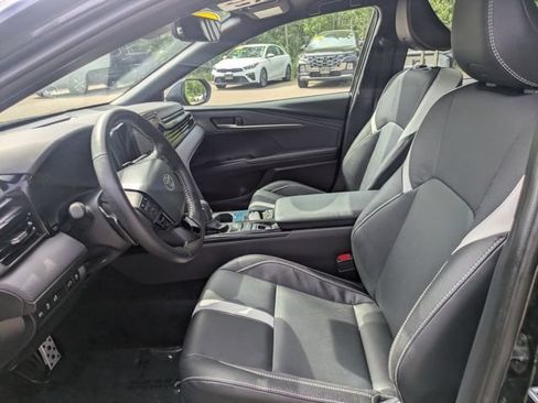 Used 2026 Toyota Camry SE w/ Convenience Package FWD image 18