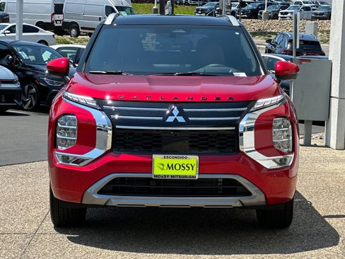 New 2025 Mitsubishi Outlander SEL image 8