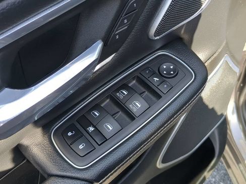Used 2023 RAM 1500 Laramie RWD image 27