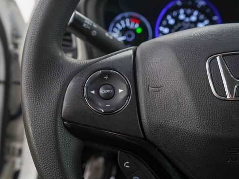 Used 2020 Honda HR-V LX image 23